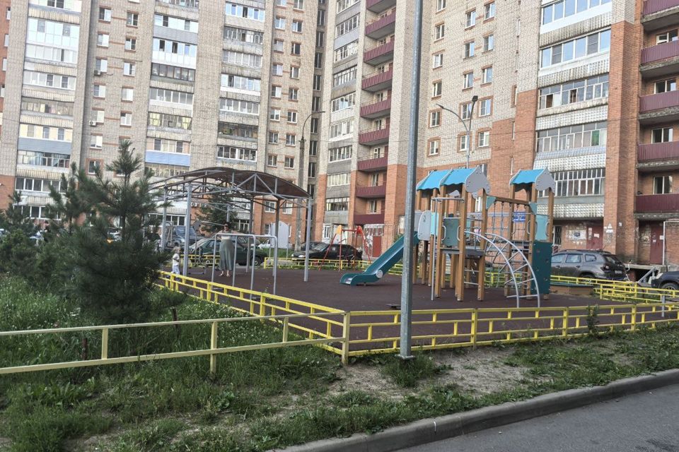 Продаётся 4-комнатная квартира, 95.5 м²
