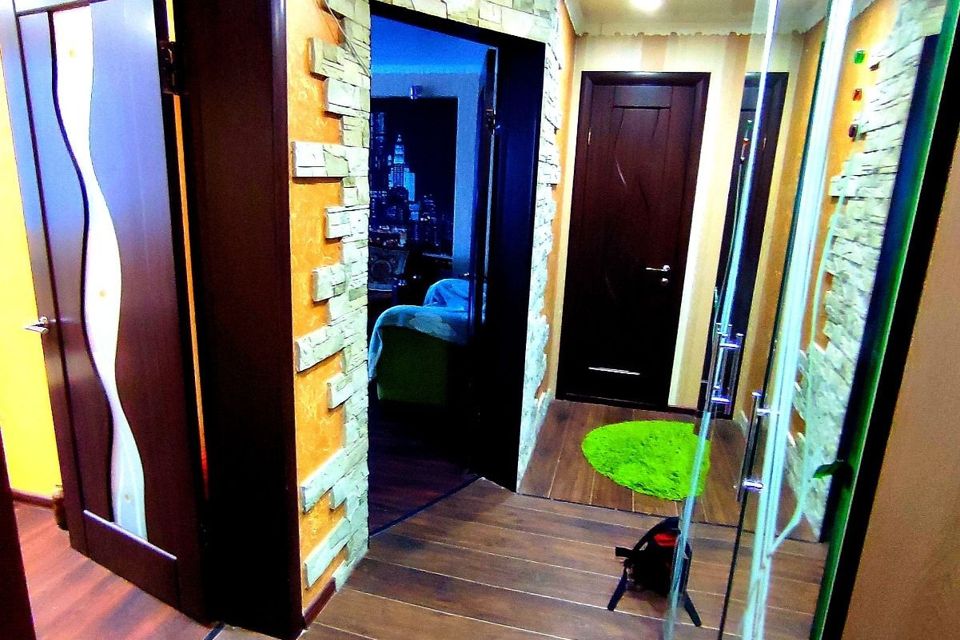 Продаётся 3-комнатная квартира, 58 м²