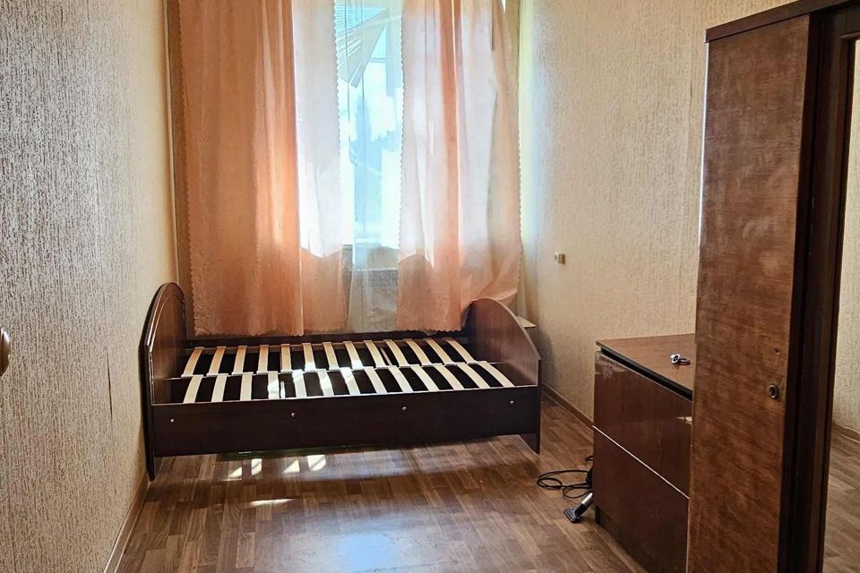 Продаётся 3-комнатная квартира, 50.3 м²