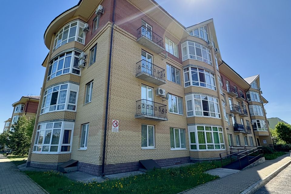 Продаётся 3-комнатная квартира, 84.2 м²