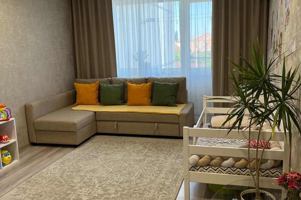 Продаётся 1-комнатная квартира, 37 м²