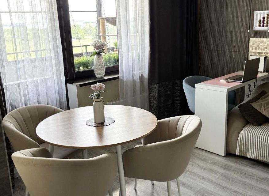 Продаётся 2-комнатная квартира, 58.3 м²