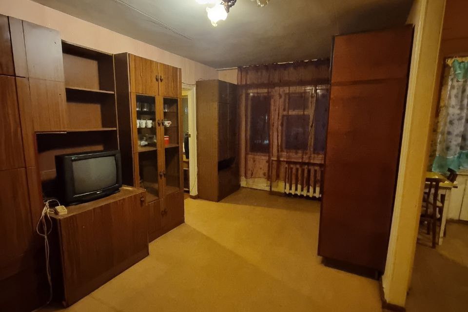 Продаётся 2-комнатная квартира, 41.8 м²