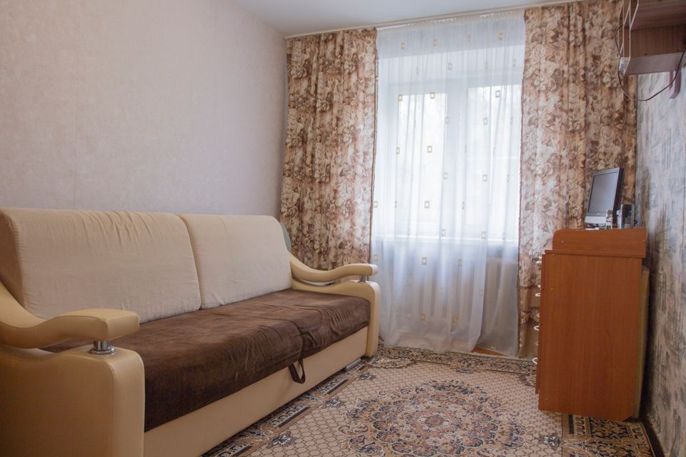 Продаётся 3-комнатная квартира, 63.2 м²