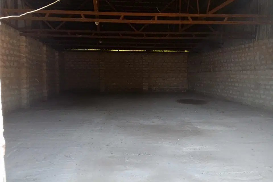 Сдаётся склад, 4000 м²