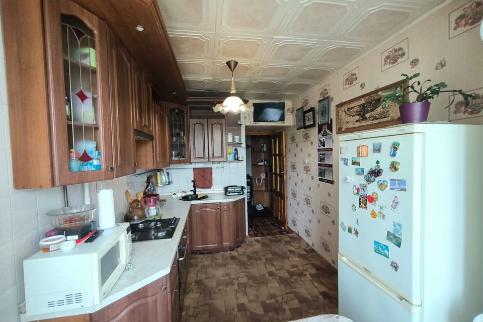 Продаётся 3-комнатная квартира, 69.8 м²