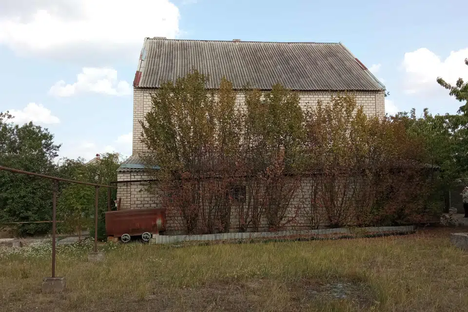 Продаётся 3-этажный дом, 500 м²