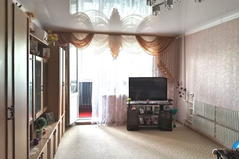 Продаётся 4-комнатная квартира, 81.5 м²