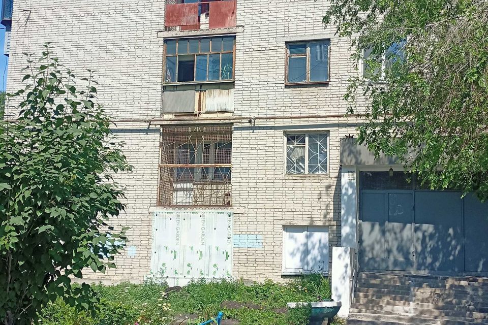 Продаётся комната в 4-комн. квартире, 12.2 м²