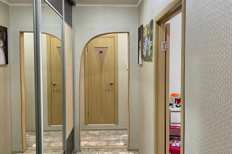 Продаётся 2-комнатная квартира, 56.4 м²