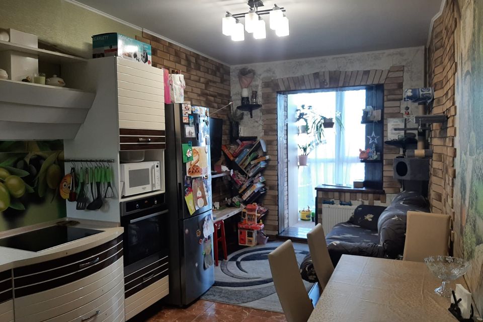 Продаётся 2-комнатная квартира, 55.4 м²