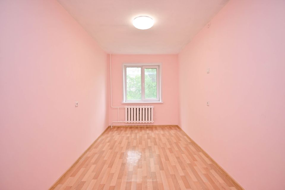 Продаётся 3-комнатная квартира, 60 м²