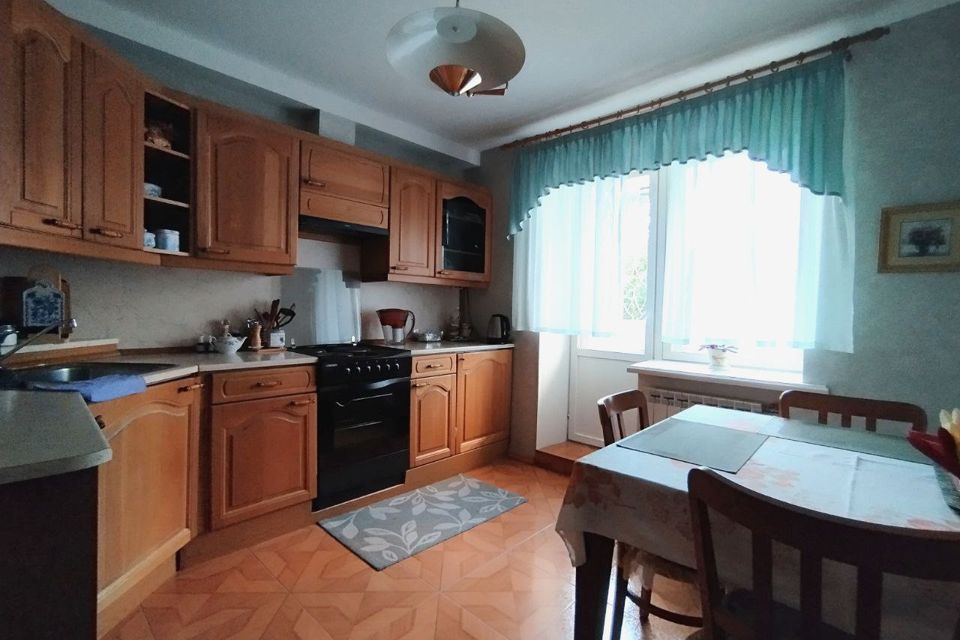 Продаётся 3-комнатная квартира, 98.9 м²