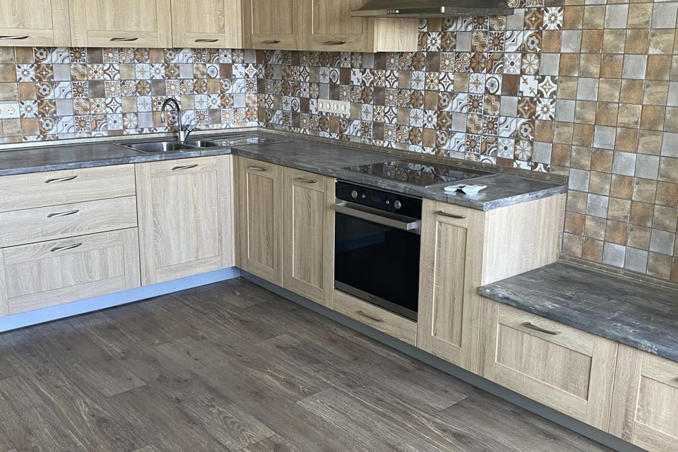 Продаётся 2-комнатная квартира, 59.9 м²