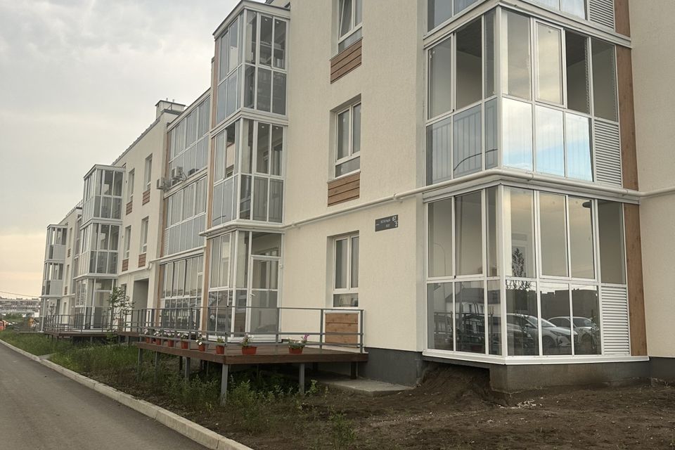 Продаётся 2-комнатная квартира, 91.2 м²