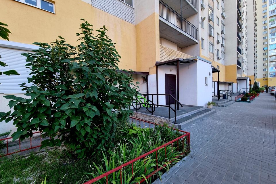 Продаётся 2-комнатная квартира, 84.6 м²