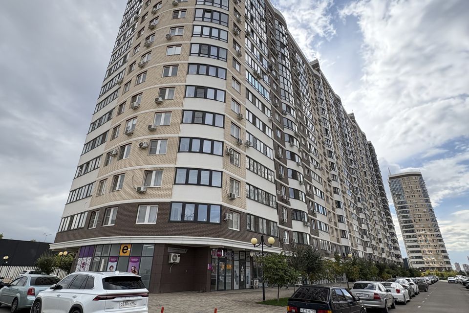 Продаётся 2-комнатная квартира, 63 м²