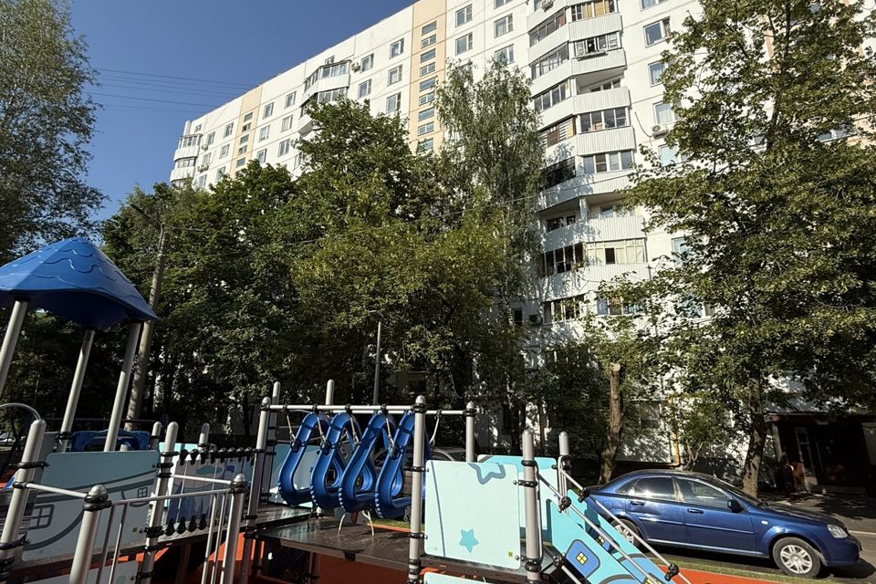 Продаётся 2-комнатная квартира, 43.8 м²