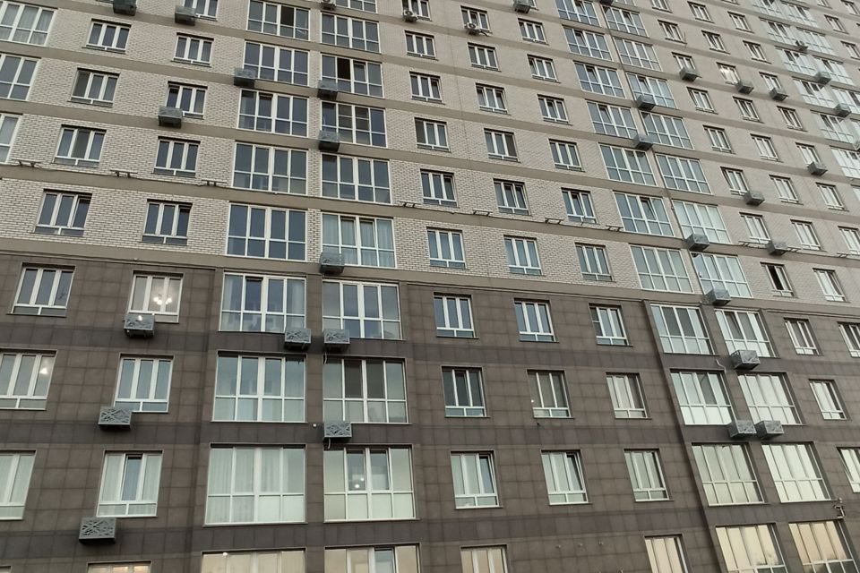 Продаётся 1-комнатная квартира, 53.35 м²