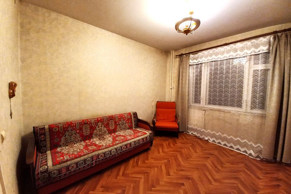 Продаётся комната в 1-комн. квартире, 20 м²