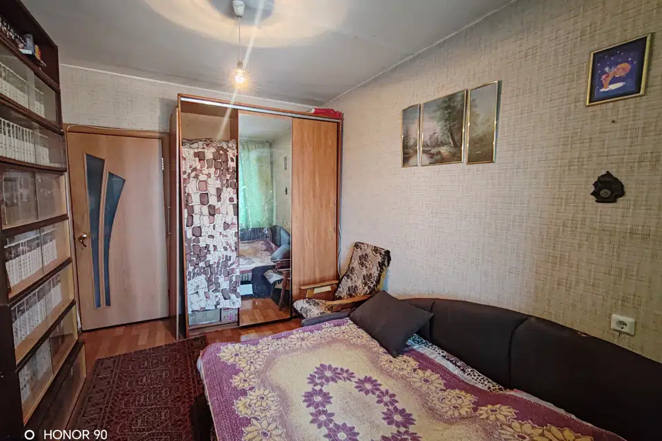 Продаётся 4-комнатная квартира, 79.1 м²