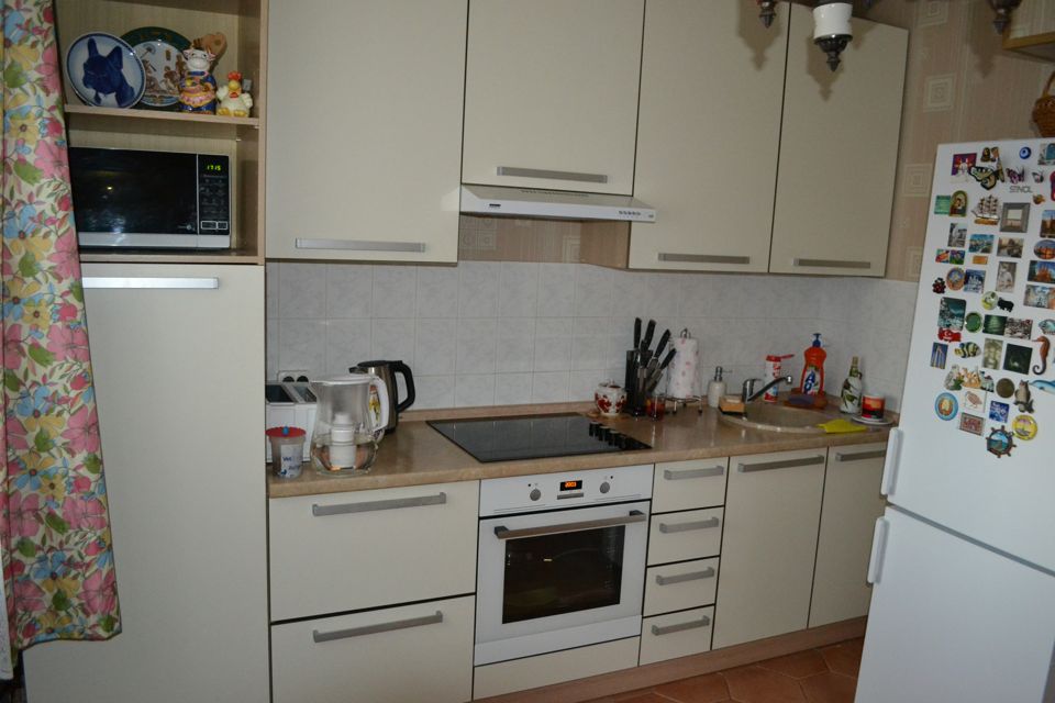 Продаётся 3-комнатная квартира, 82 м²
