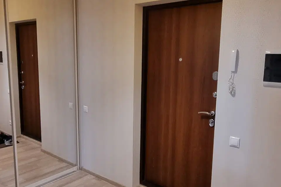 Продаётся 1-комнатная квартира, 42.1 м²