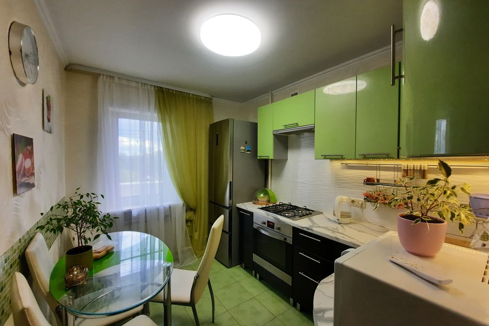Продаётся 3-комнатная квартира, 61.2 м²