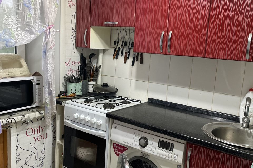Продаётся 3-комнатная квартира, 58 м²