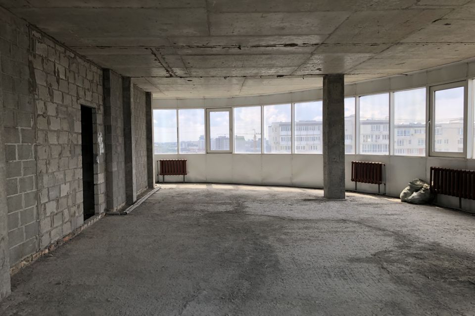 Продаётся 3-комнатная квартира, 128.4 м²
