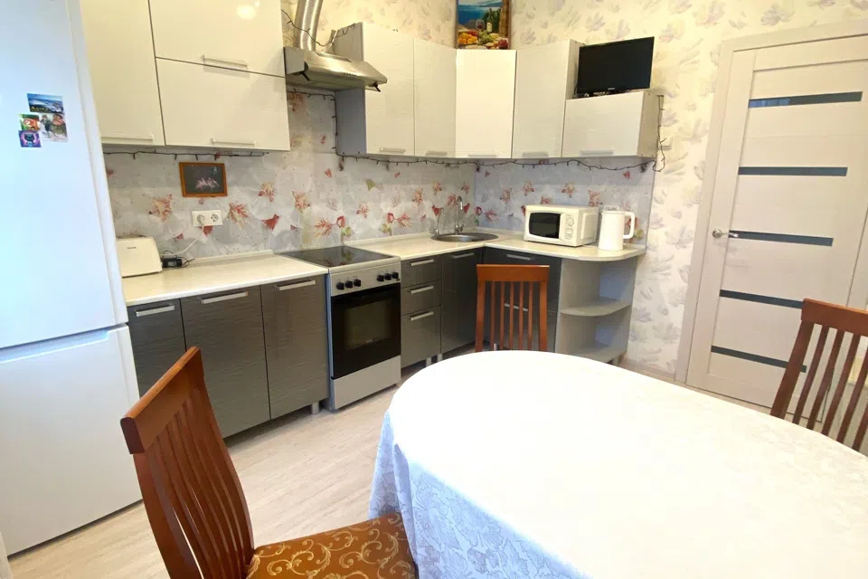 Продаётся 3-комнатная квартира, 69.6 м²