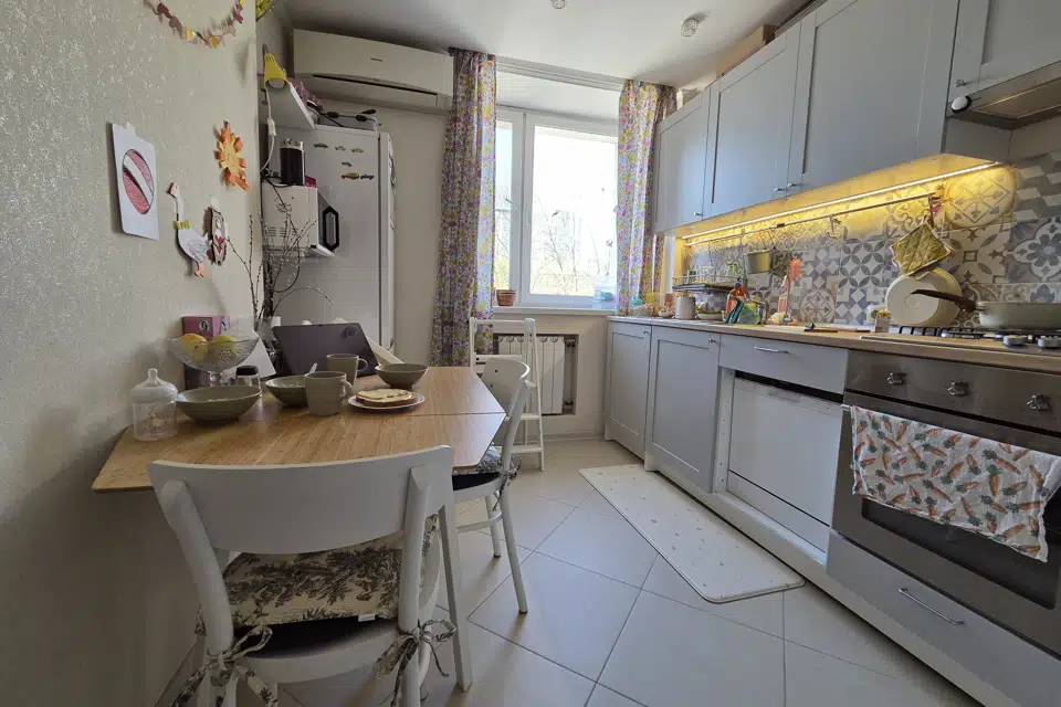 Продаётся 2-комнатная квартира, 50.2 м²