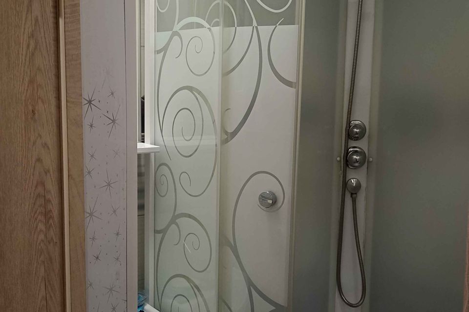 Продаётся 3-комнатная квартира, 57.8 м²
