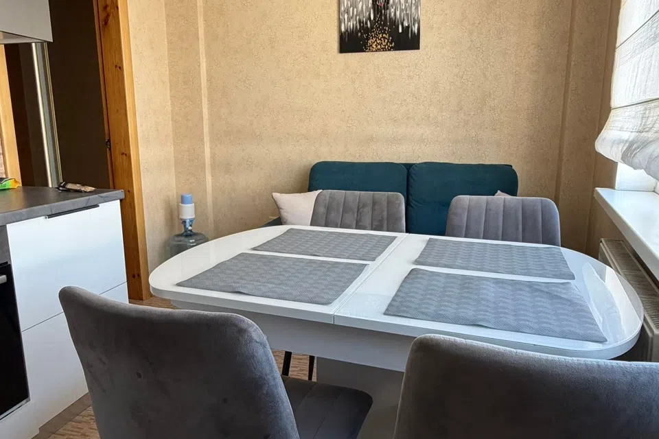 Продаётся 1-комнатная квартира, 47.7 м²