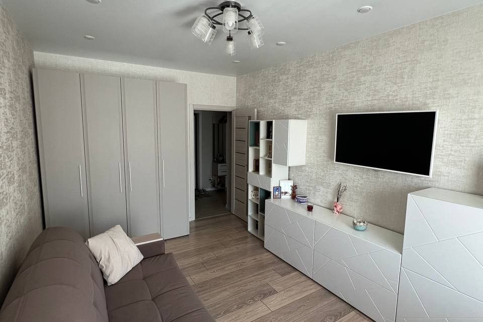Продаётся 1-комнатная квартира, 37.7 м²