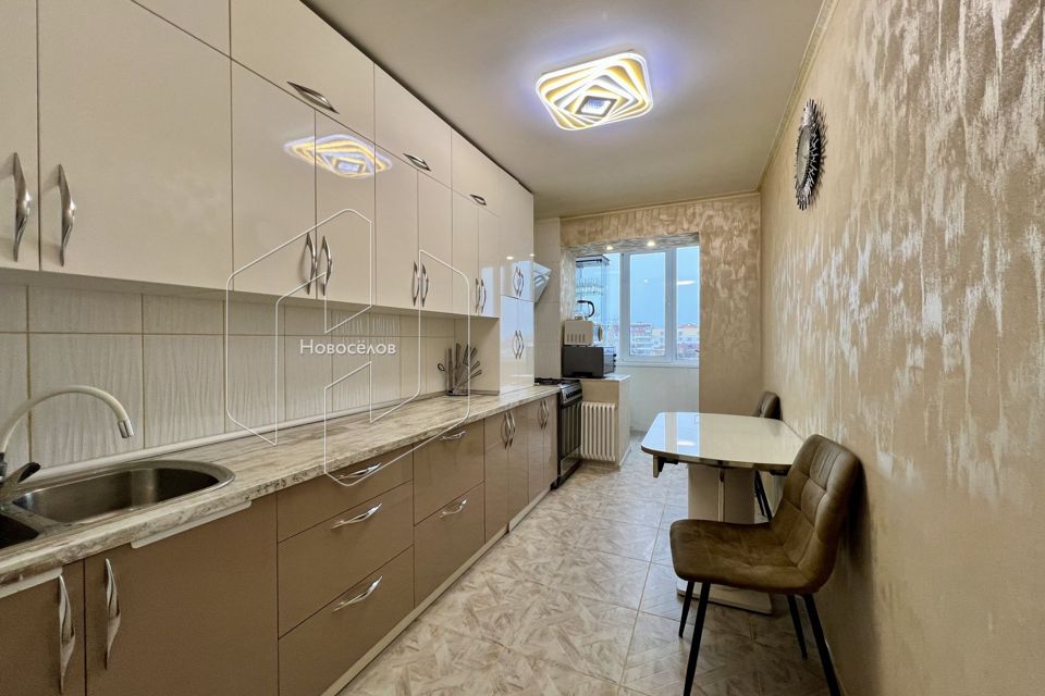 Продаётся 3-комнатная квартира, 56.5 м²