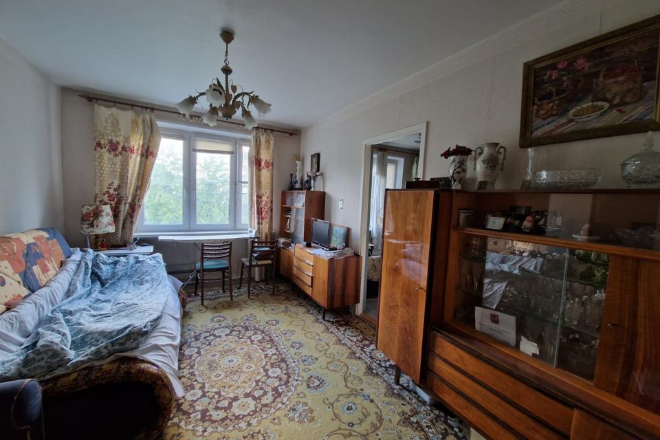 Продаётся 3-комнатная квартира, 50.1 м²
