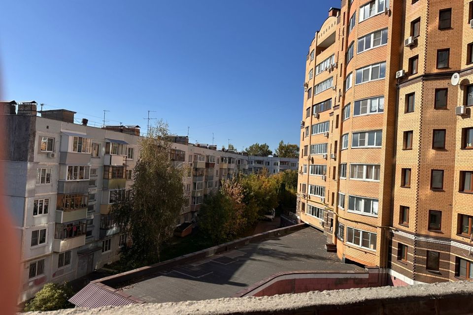 Продаётся 2-комнатная квартира, 64.4 м²