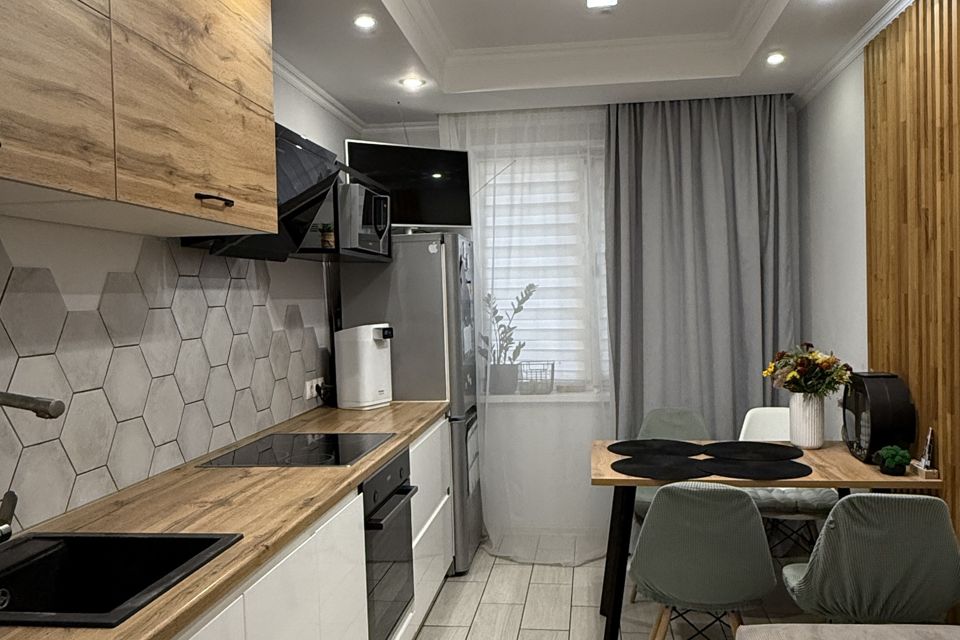 Продаётся 2-комнатная квартира, 57.3 м²
