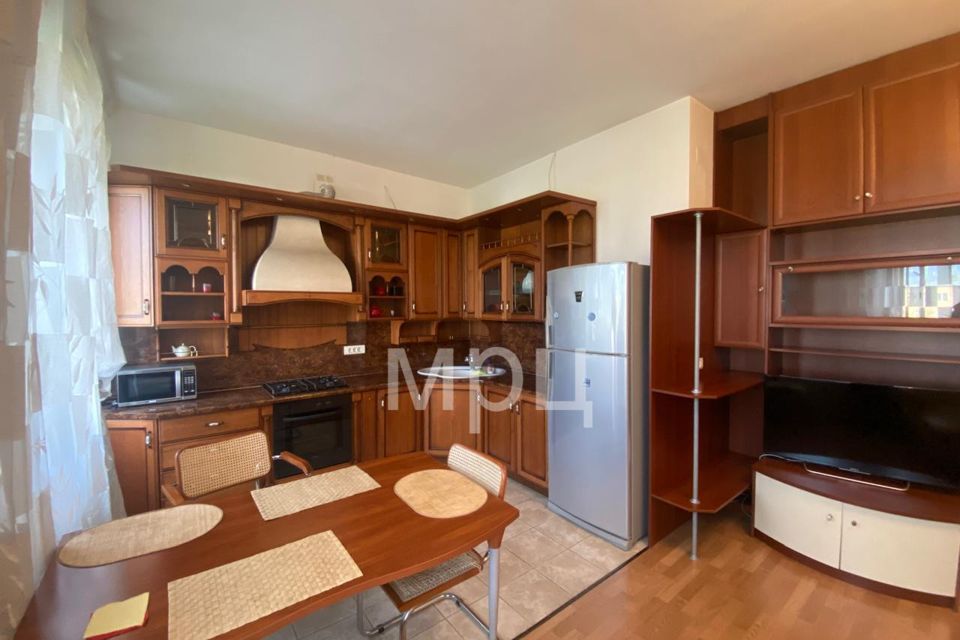 Продаётся 2-комнатная квартира, 60 м²
