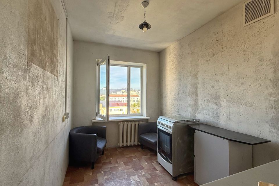 Продаётся 3-комнатная квартира, 54.5 м²
