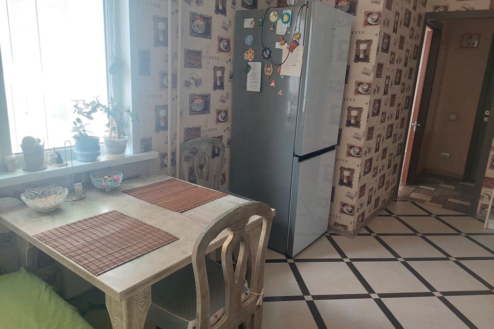 Продаётся 1-комнатная квартира, 37.5 м²