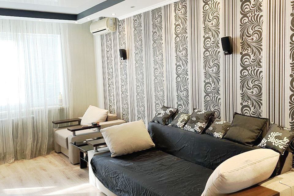 Продаётся 3-комнатная квартира, 70 м²