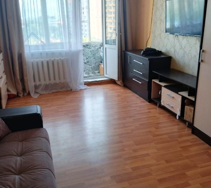 Продаётся 1-комнатная квартира, 37.7 м²