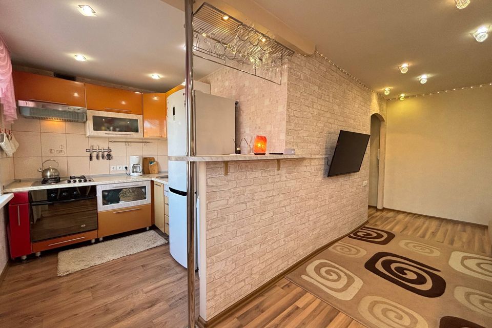 Продаётся 3-комнатная квартира, 58.7 м²