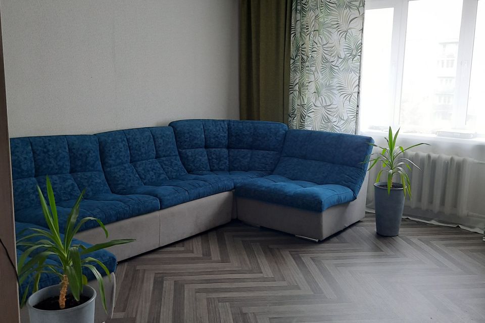 Продаётся 5-комнатная квартира, 98.1 м²