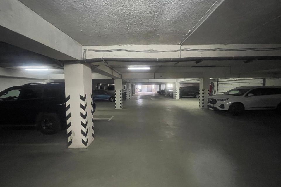 Продаётся 3-комнатная квартира, 105 м²