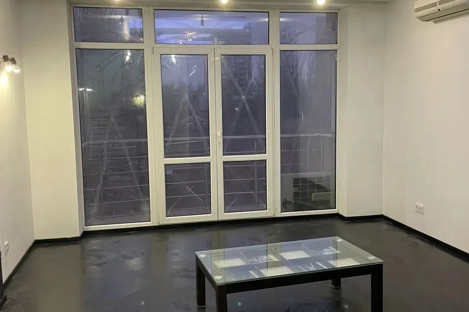 Продаётся 2-комнатная квартира, 65.9 м²