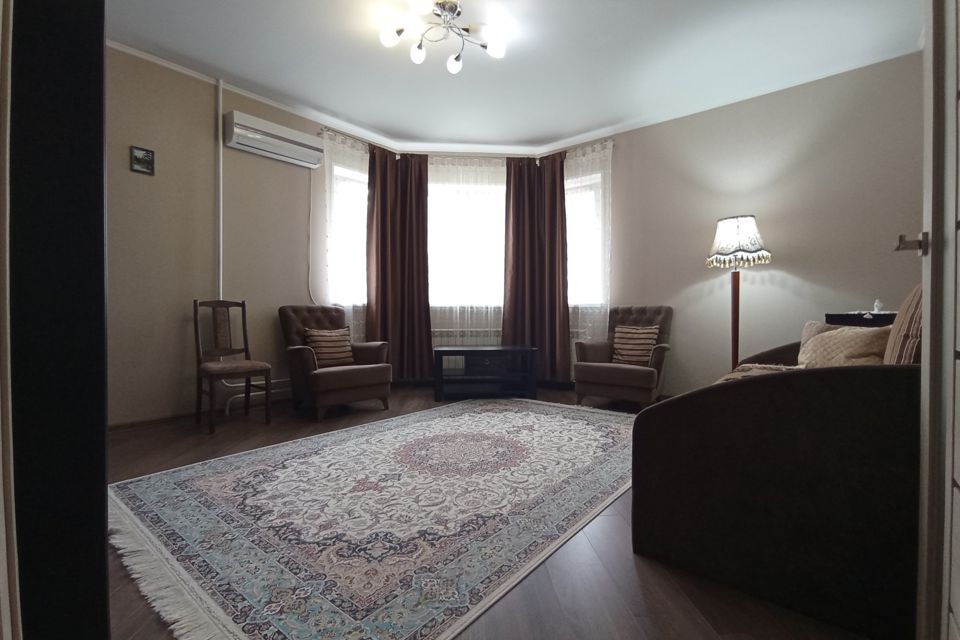 Продаётся 2-комнатная квартира, 60.1 м²