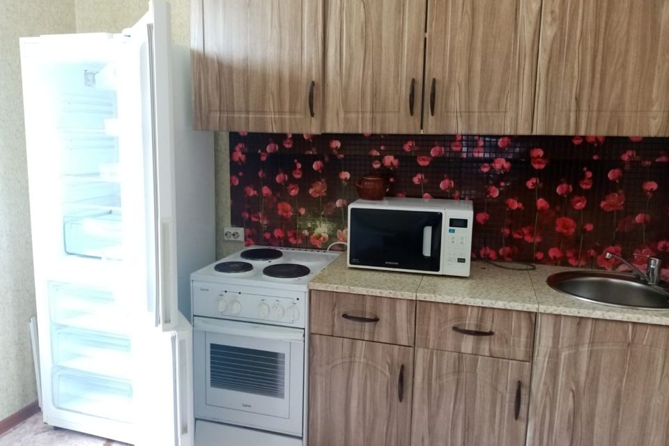 Сдаётся 1-комнатная квартира, 37 м²
